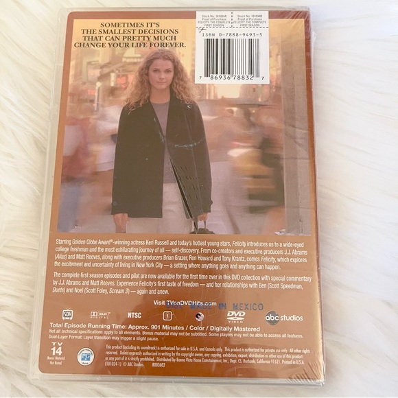 NWT Felicity DVD, The Complete First Season Plus Pilot Episode, 6 Disc Set - Picture 2 of 2